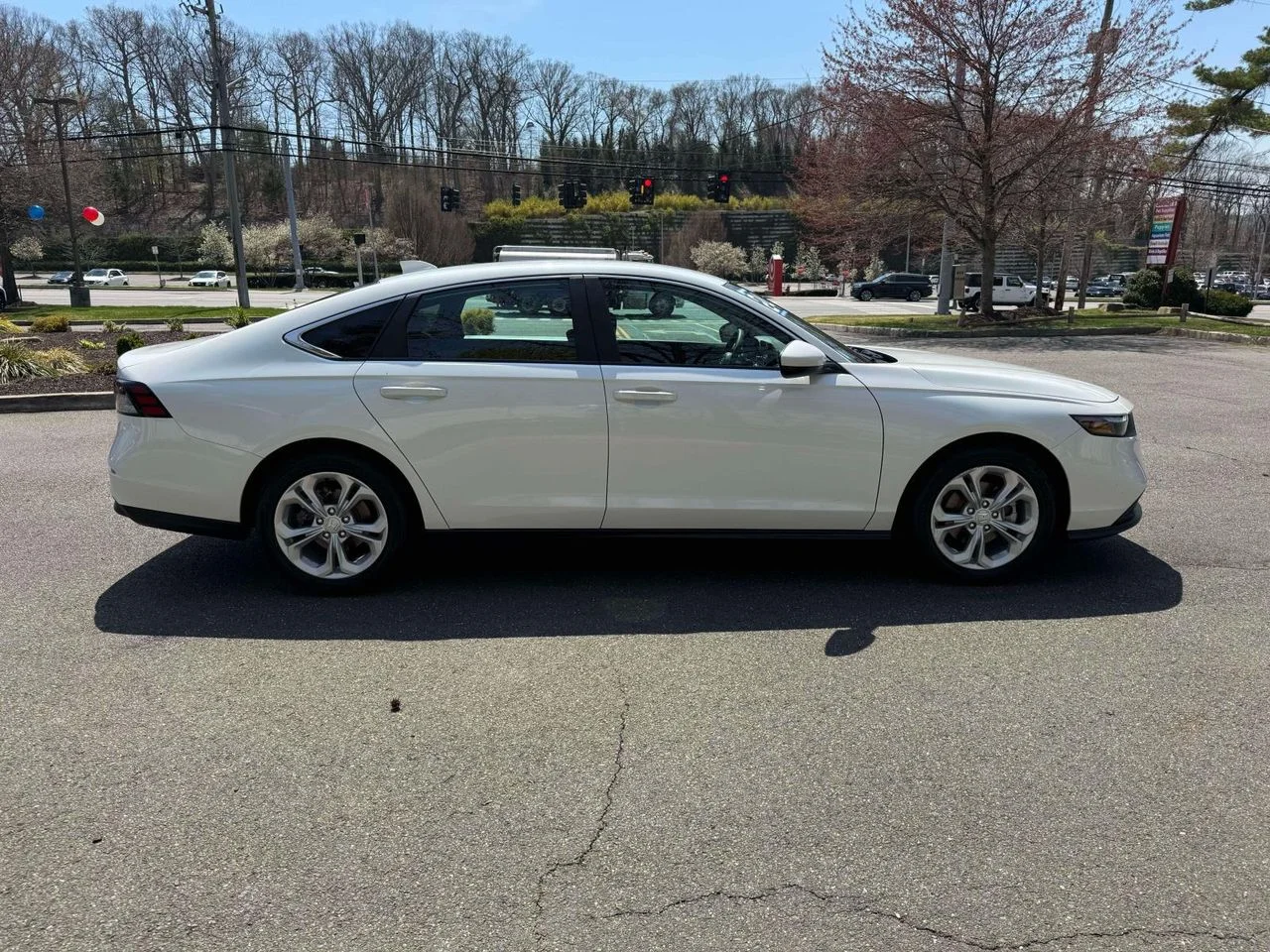 Certified Used 2024 Platinum White Pearl Honda LX image 8