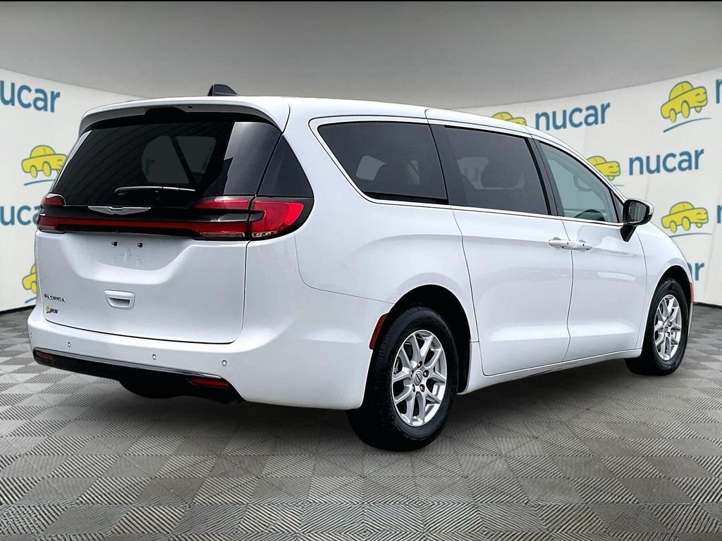 Used 2023 White Chrysler Touring L image 6