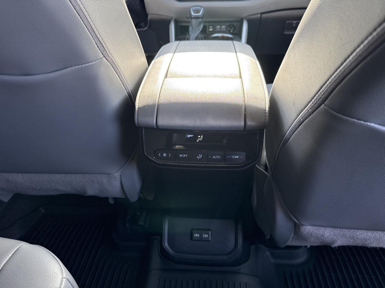 Used 2022 Moon Dust Toyota XLE image 6