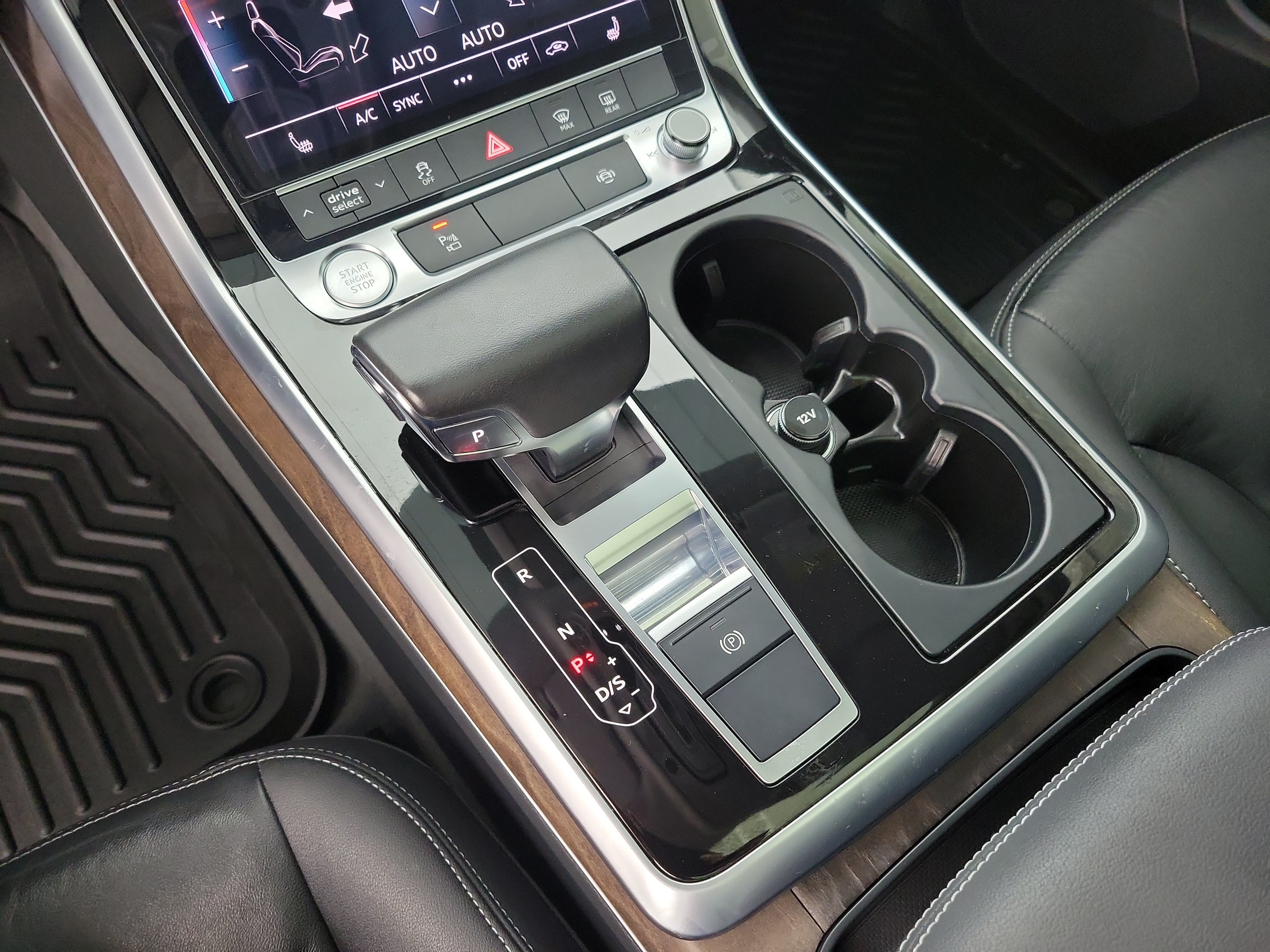 Used 2019 Gray Metallic Audi 3.0T Premium image 29
