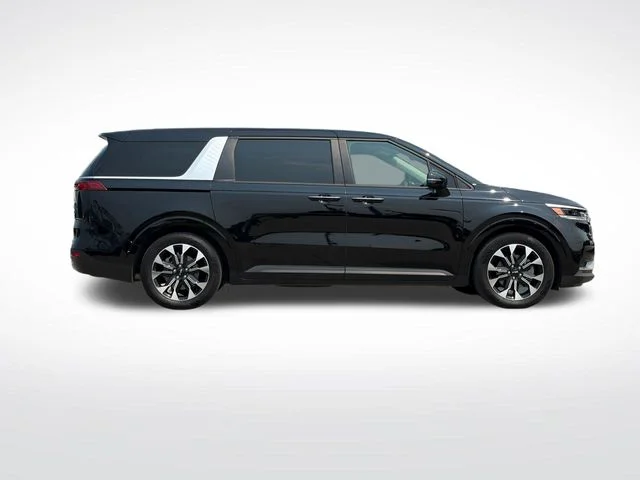 Used 2024 Black Kia EX image 8