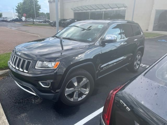 Used 2015 Black Jeep Limited image 1