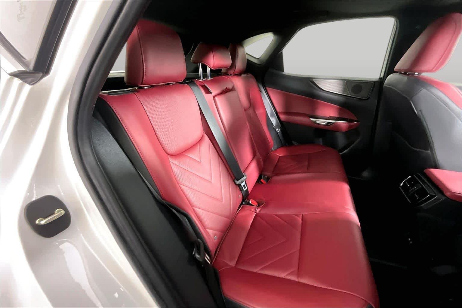 Used 2024 Eminent White Pearl Lexus Luxury image 19