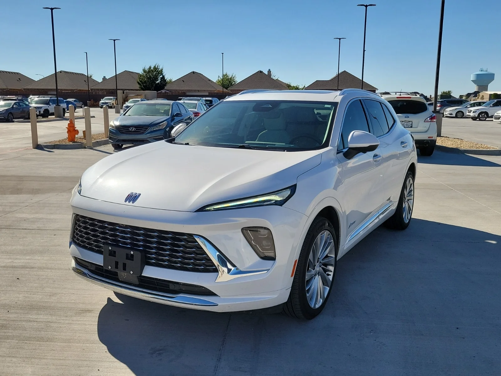 Used 2025 White Buick Avenir AWD image 1