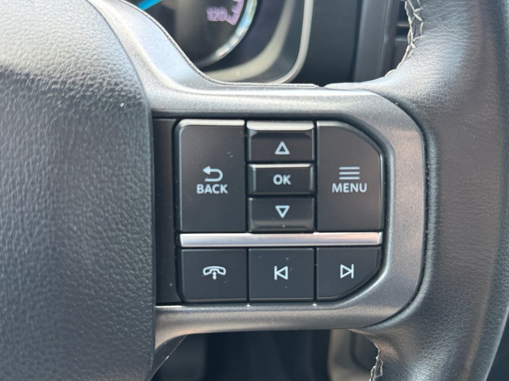 Used 2023 Agate Black Metallic Ford XLT image 19