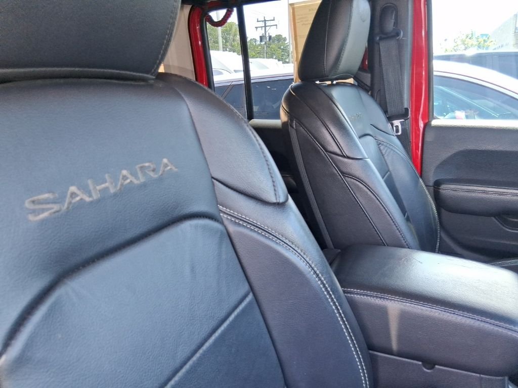 Used 2018 Red Jeep Unlimited Sahara image 16