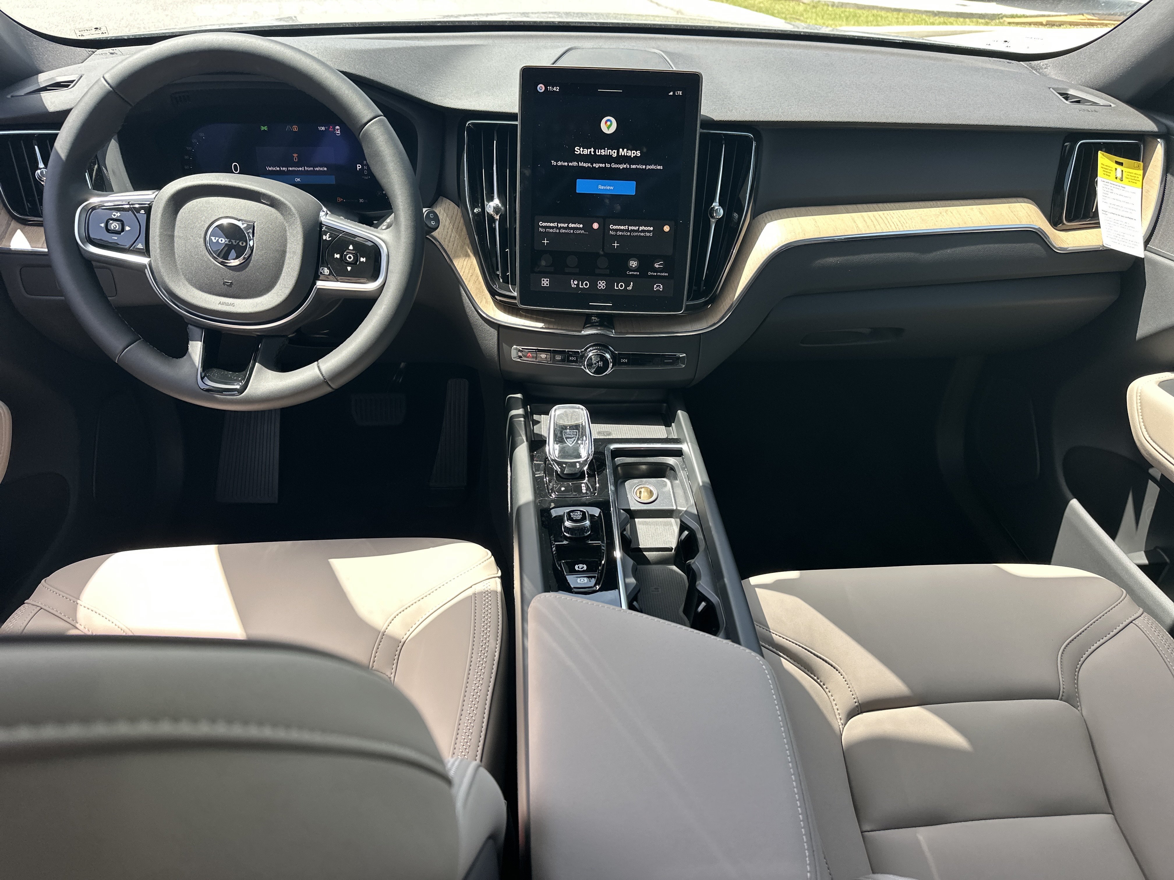New 2026 Vapour Grey Volvo Plus image 16