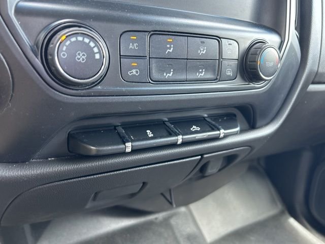 Used 2015 Silver GMC Base image 21