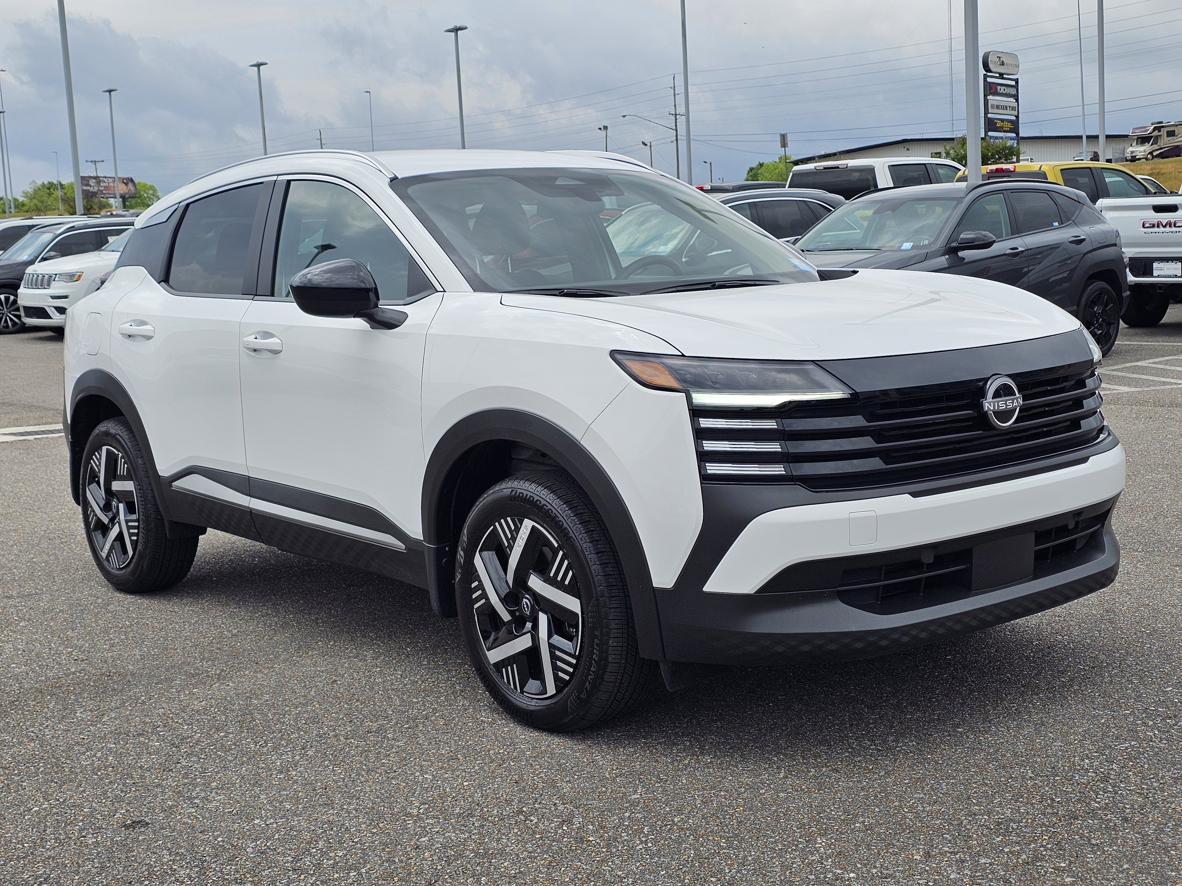 Used 2026 Fresh Powder Nissan SV image 5
