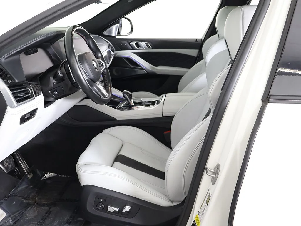 Used 2023 Alpine White BMW Base image 39