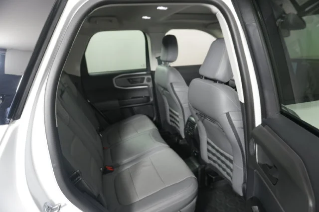 Certified Used 2025 Oxford White Ford Badlands image 27
