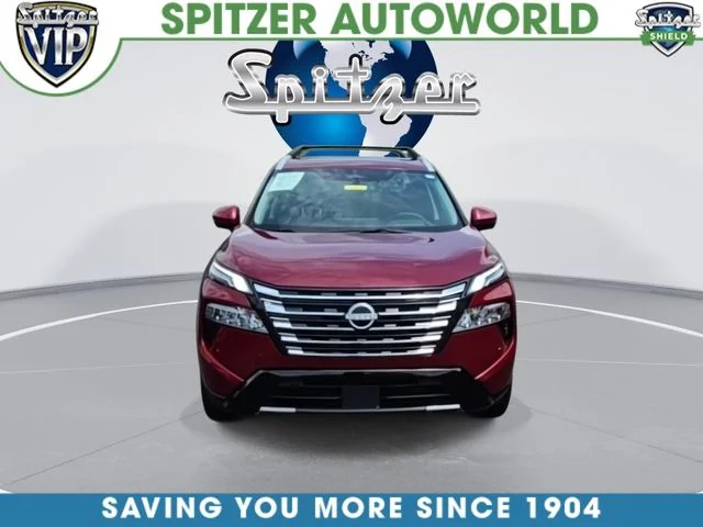 Used 2025 Red Nissan Platinum image 3