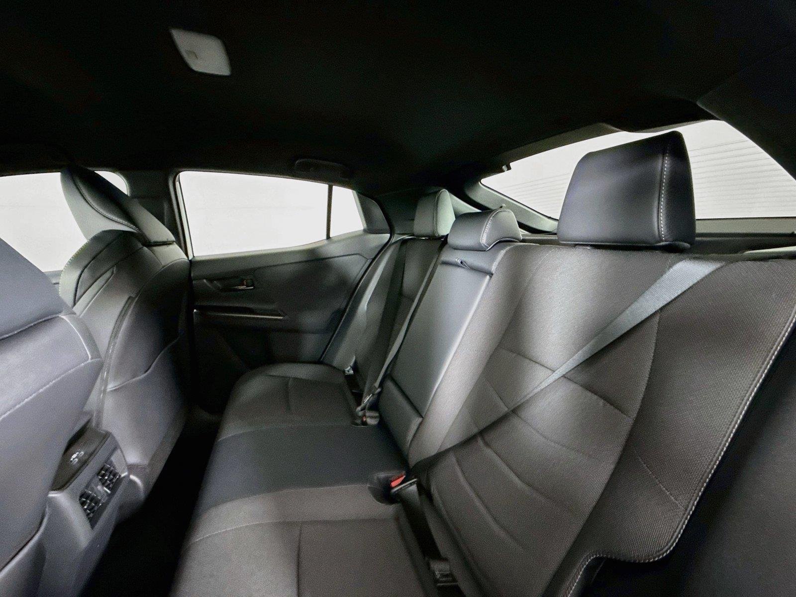 New 2026 Wind Chill Pearl Toyota SE image 30