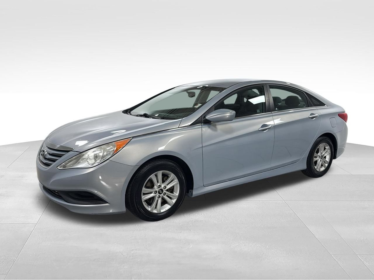 2014 Hyundai Sonata GLS I4 A/T's photo