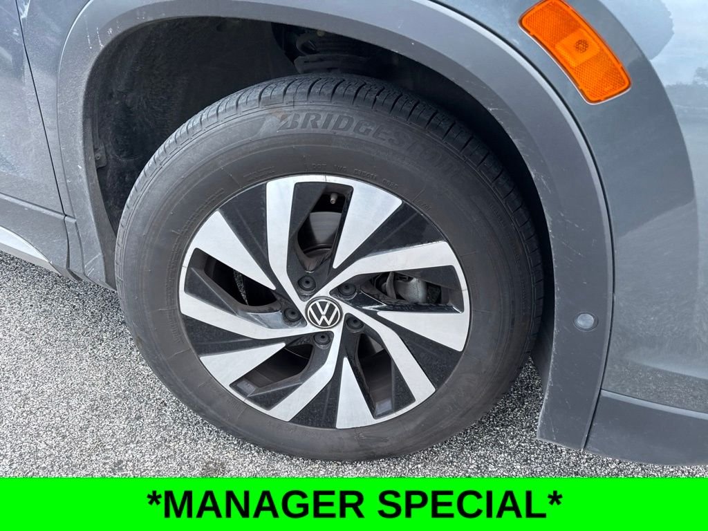 Used 2025 Gray Volkswagen 2.0T S image 2