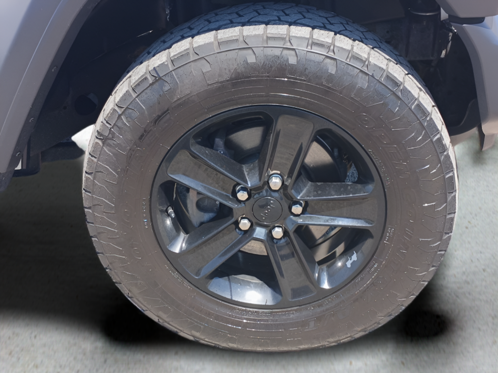 Used 2021 White Jeep Unlimited Sport Altitude image 25