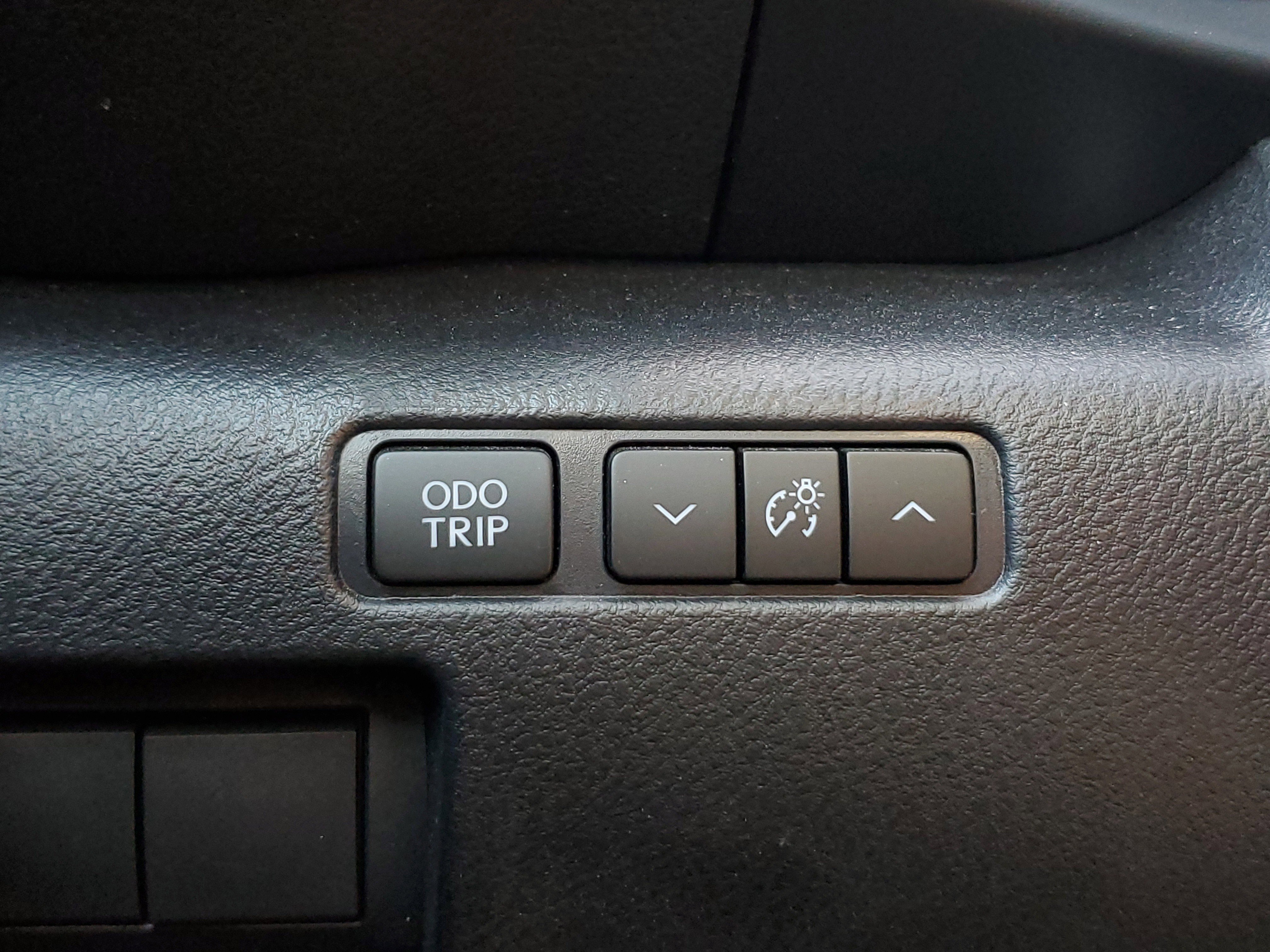 Used 2023  Lexus 300 image 30
