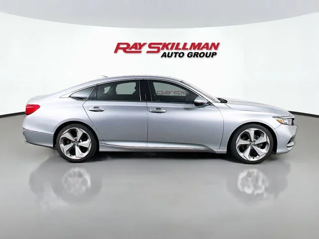 Used 2018 Gray Honda Touring image 8