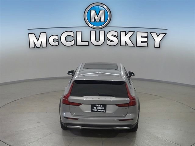 2025 Volvo V60 Cross Country Plus - Photo 24