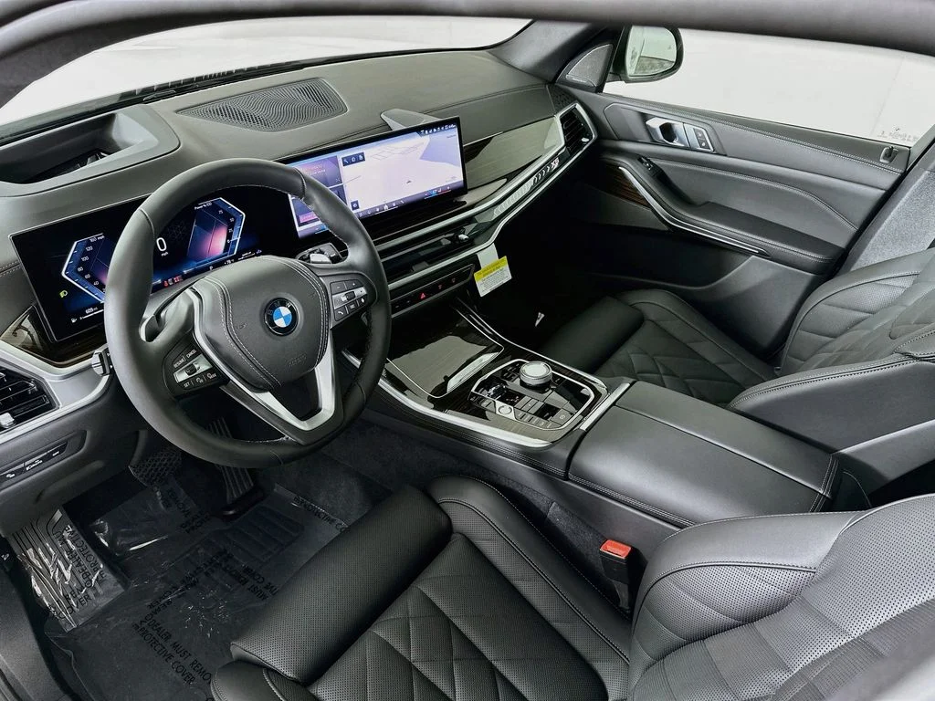New 2026 Alpine White BMW xDrive40i image 10