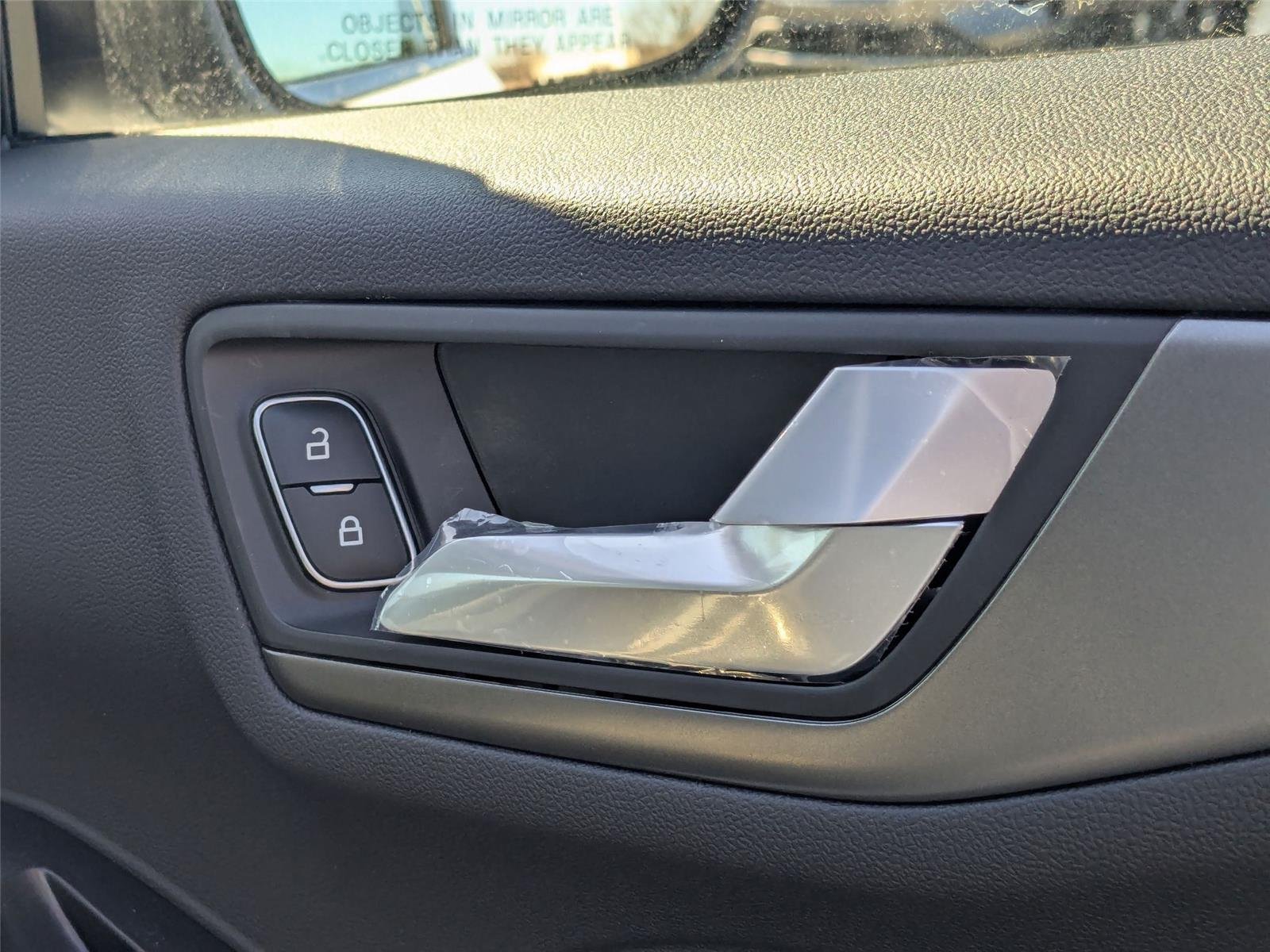 New 2025 Star White Metallic Tri-coat Ford Plug-in Hybrid image 34