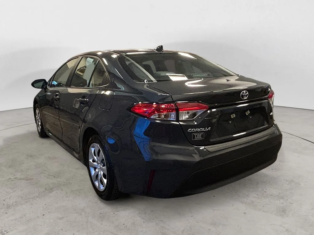 Used 2025 Underground Toyota LE image 3