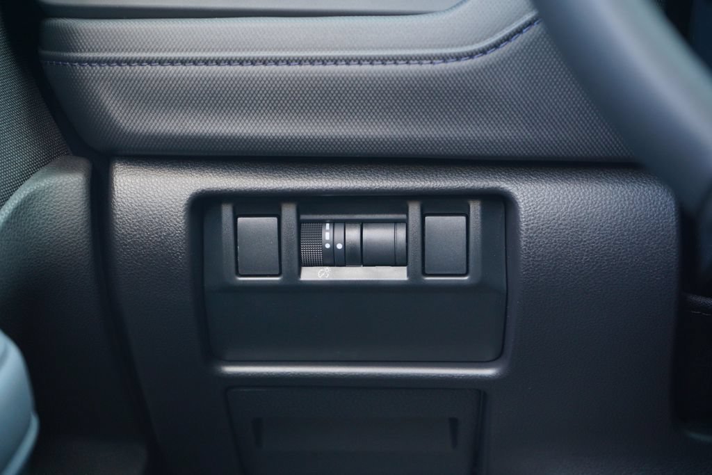 New 2026 ICE SILVER METALLIC Subaru Premium image 18