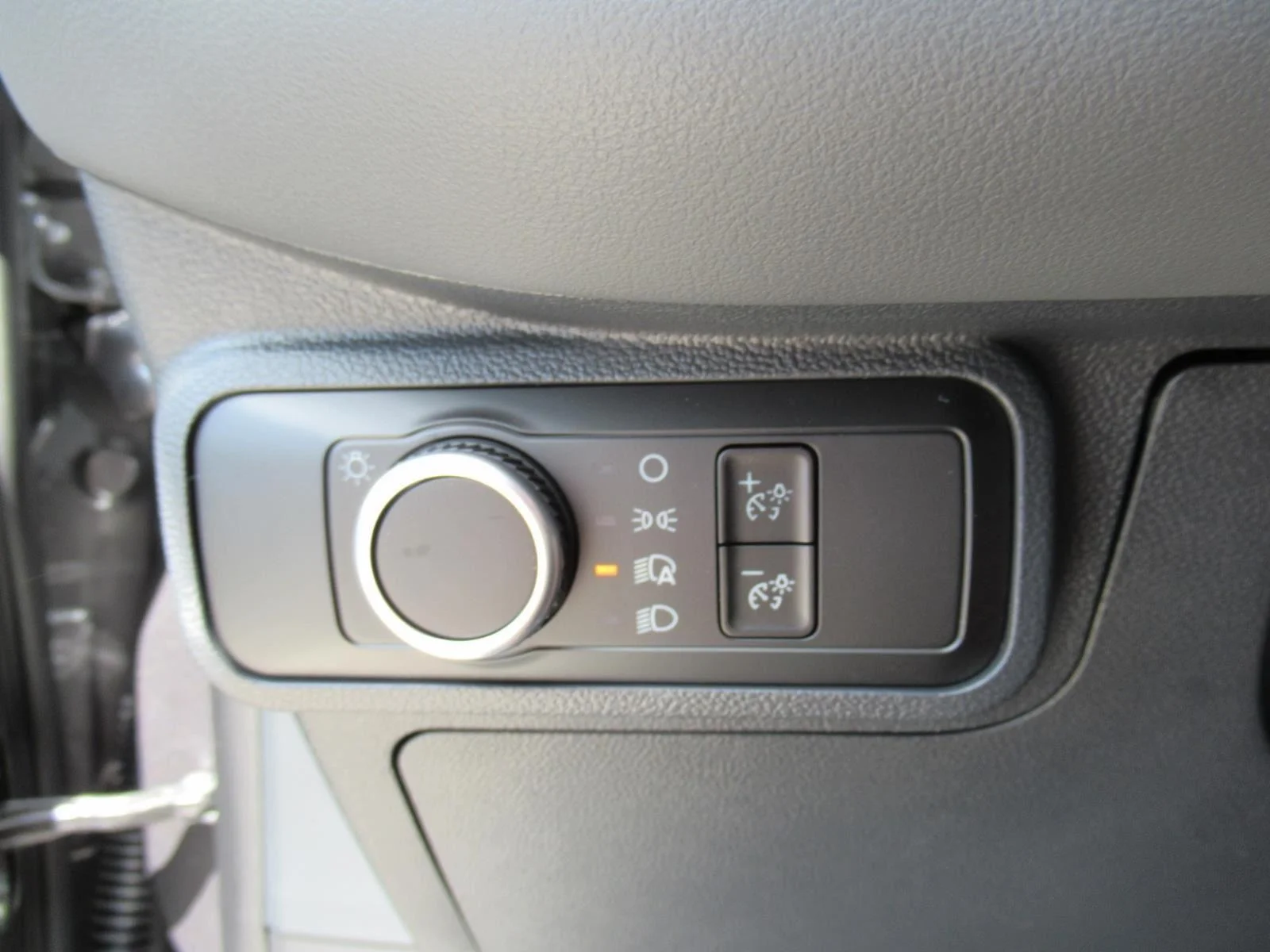 New 2026 Carbonized Gray Metallic Ford Active 100A image 21