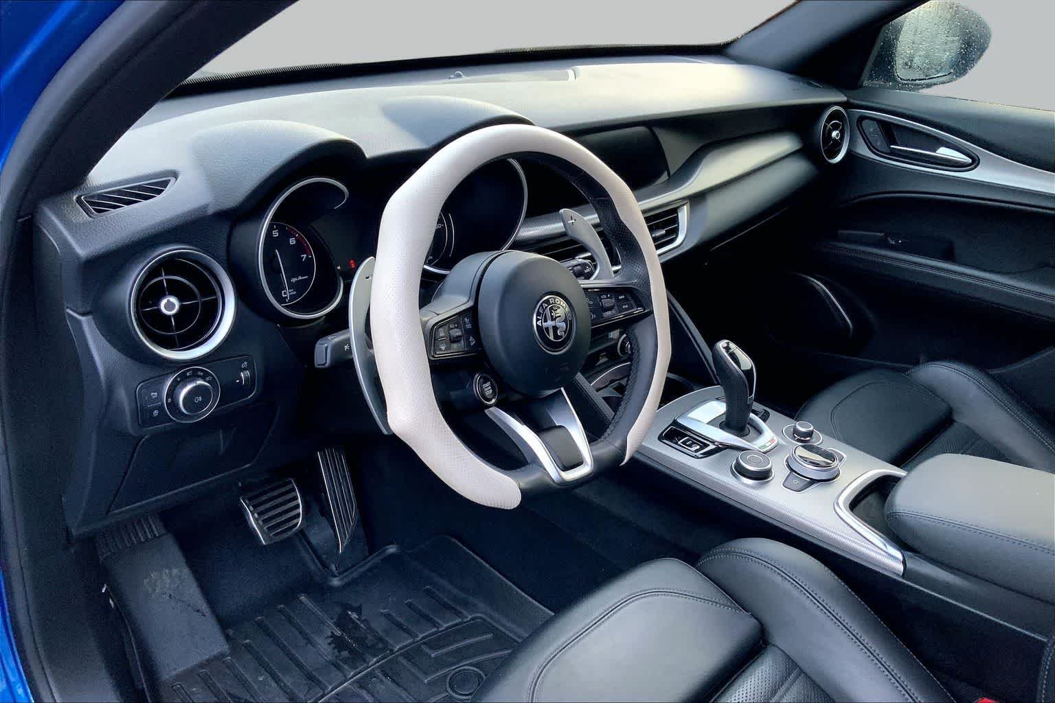 Used 2023 Alfa White Alfa Romeo Veloce image 17
