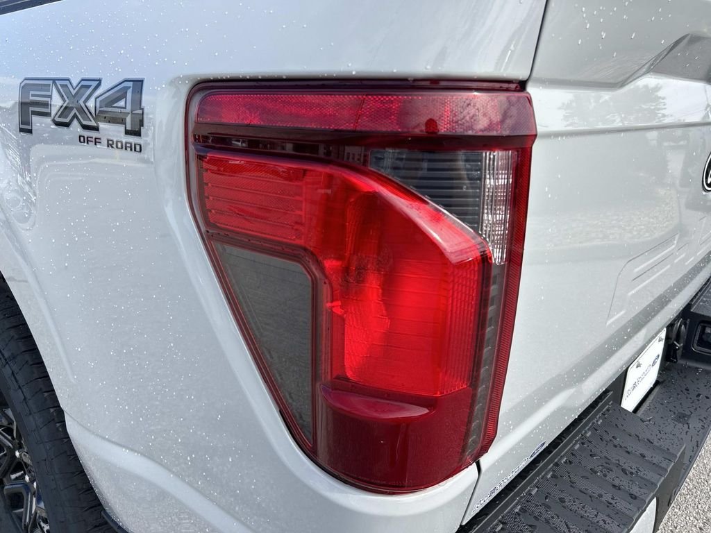 New 2026 Avalanche Ford XLT image 11