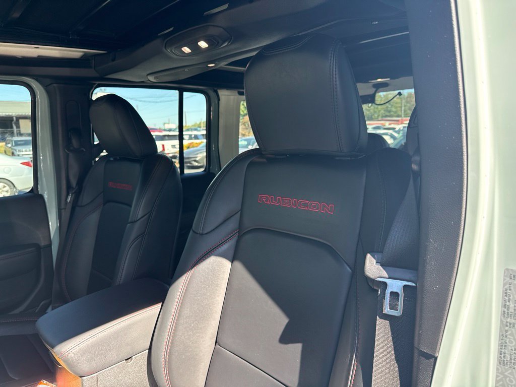 Used 2024 Gray Jeep Rubicon image 5
