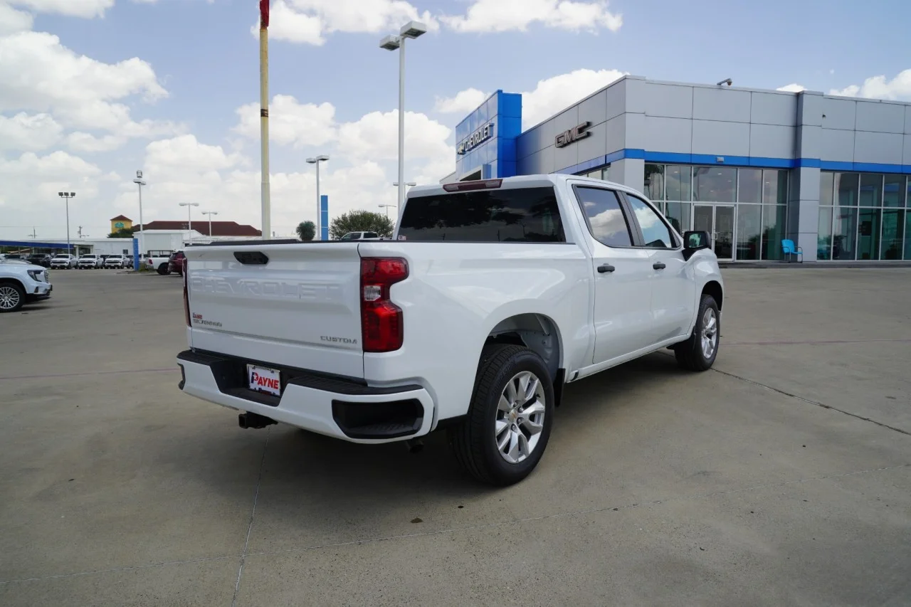 2026 Chevrolet Silverado 1500 Custom - Photo 7