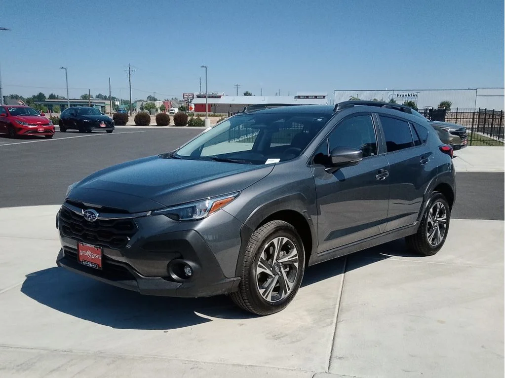 Used 2024 Magnetite Gray Metallic Subaru Premium image 7