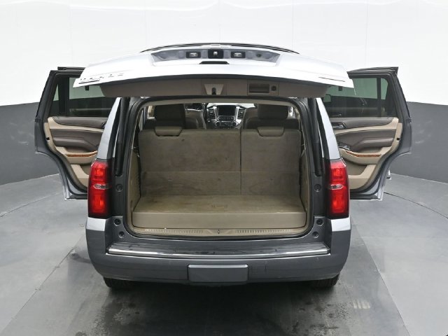 Used 2018 Gray Chevrolet Premier image 27