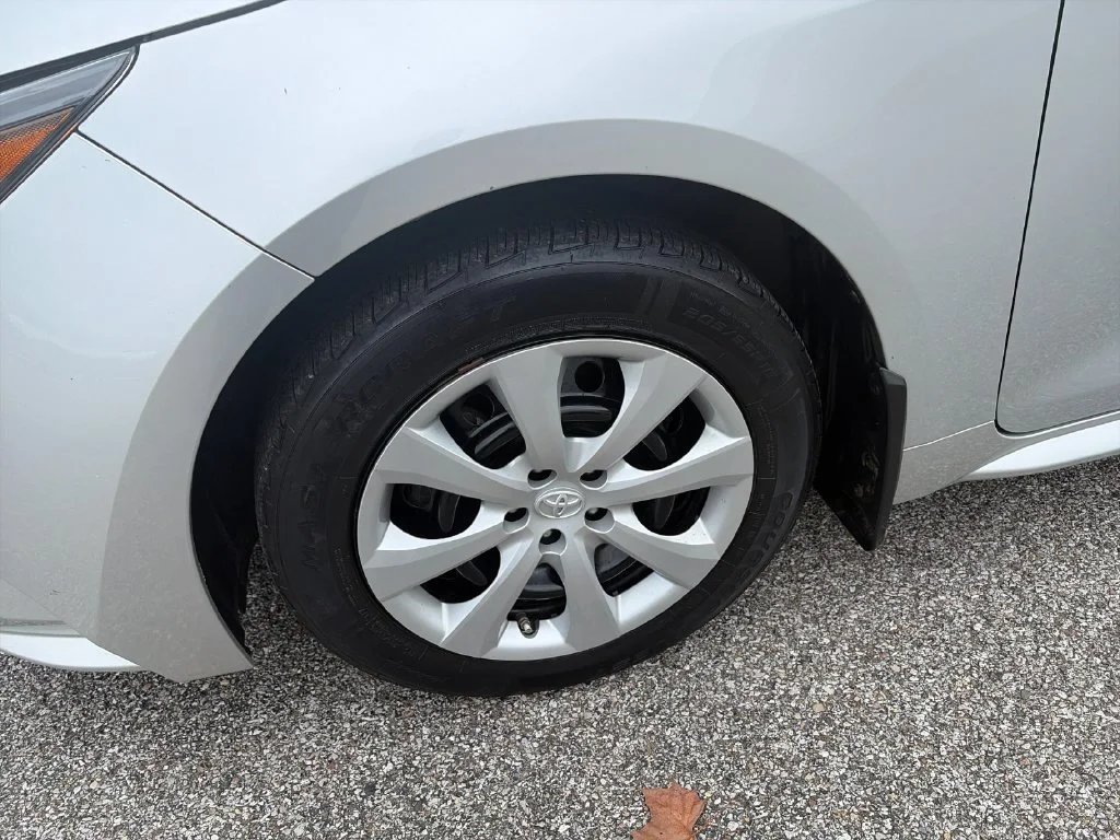 Used 2021 Silver Toyota LE image 32