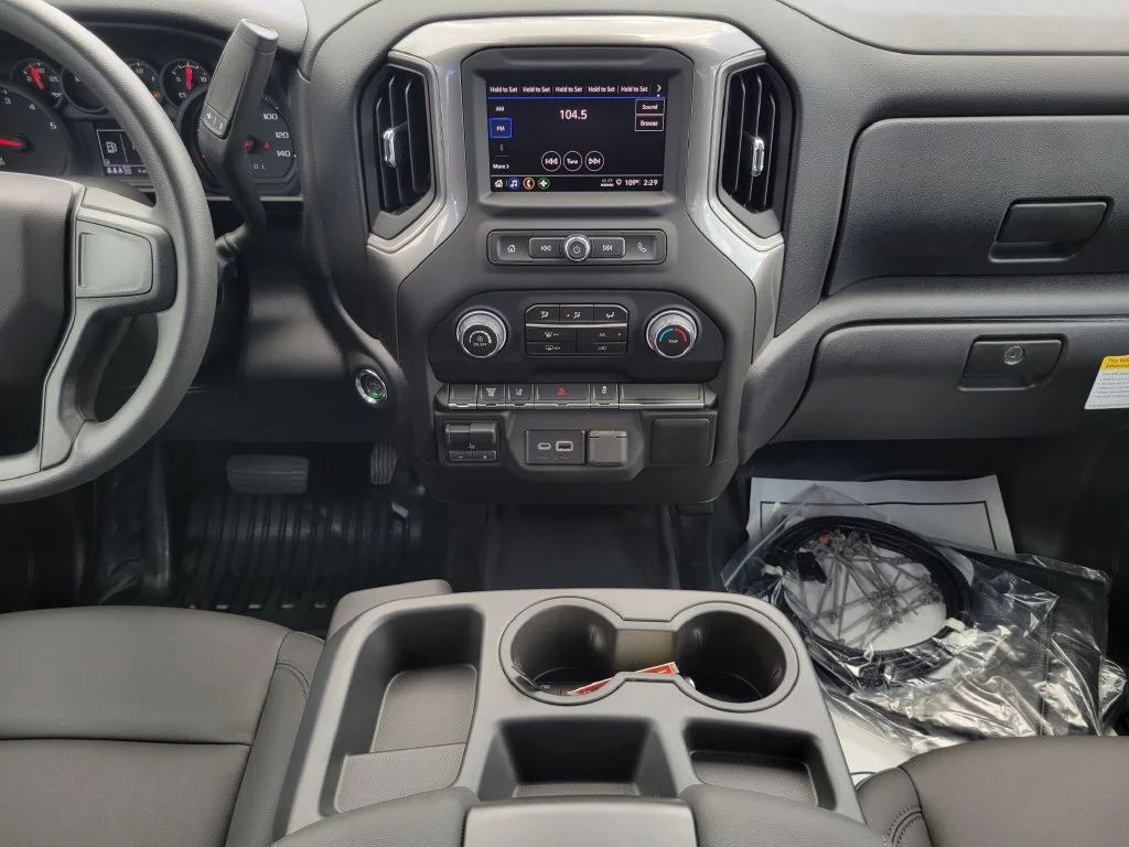 New 2026 Summit White Chevrolet Work Truck image 17