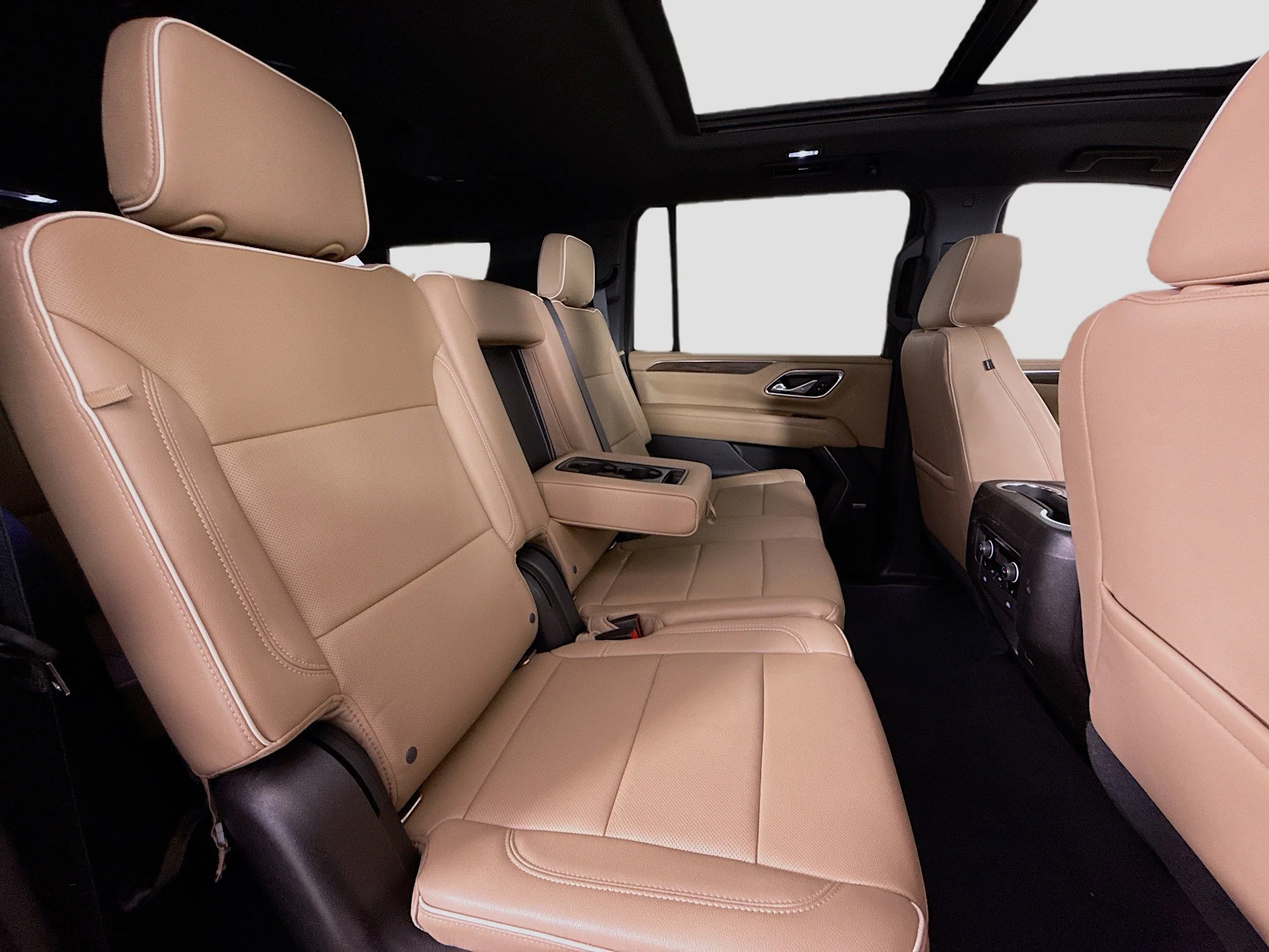 Used 2021 Empire Beige Metallic Chevrolet Premier image 32