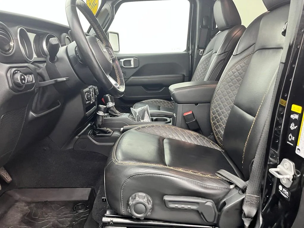 Used 2021 Black Jeep Overland image 17