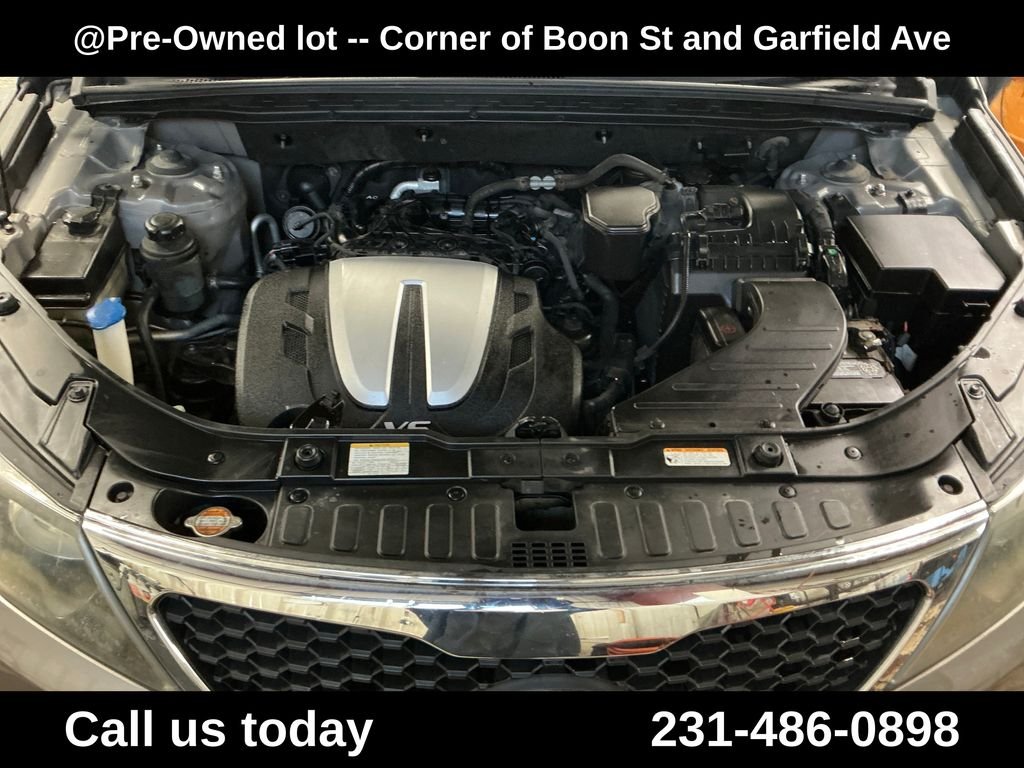 Used 2011 Silver Kia EX image 10