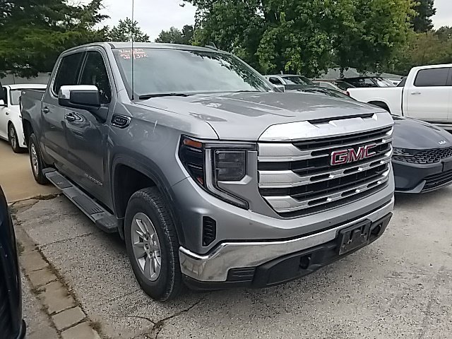 Used 2024 Sterling Metallic GMC SLE image 2