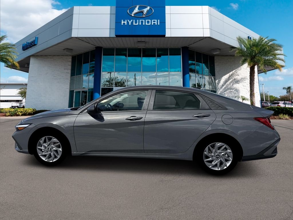 New 2026 Gray Hyundai Blue image 22