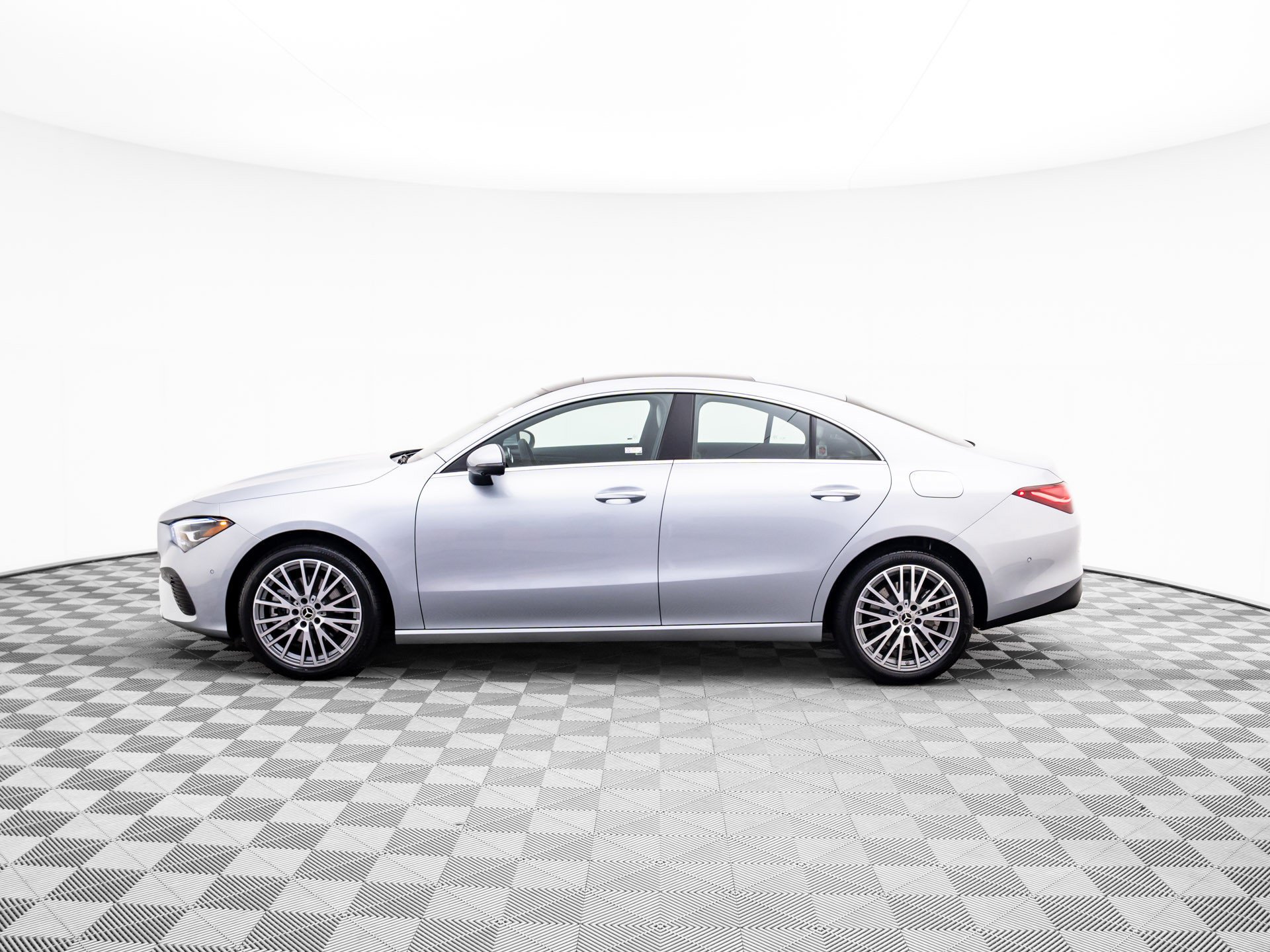 New 2026 Silver Mercedes-Benz CLA 250 image 2