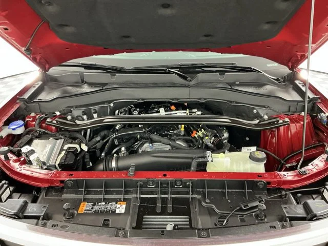 New 2027 Ruby Red Metallic Tinted Clearcoat Ford Platinum image 38