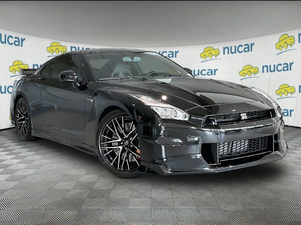 Black 2024 Nissan GT-R Coupe All-Wheel Drive