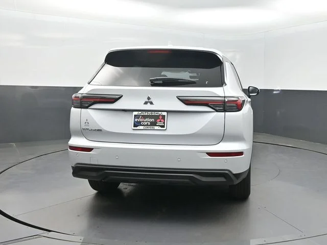 New 2026 White Mitsubishi ES 1.5T 2WD image 25