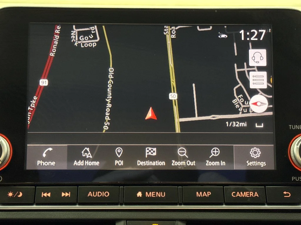 Used 2020 Silver Nissan 2.5 Platinum image 18