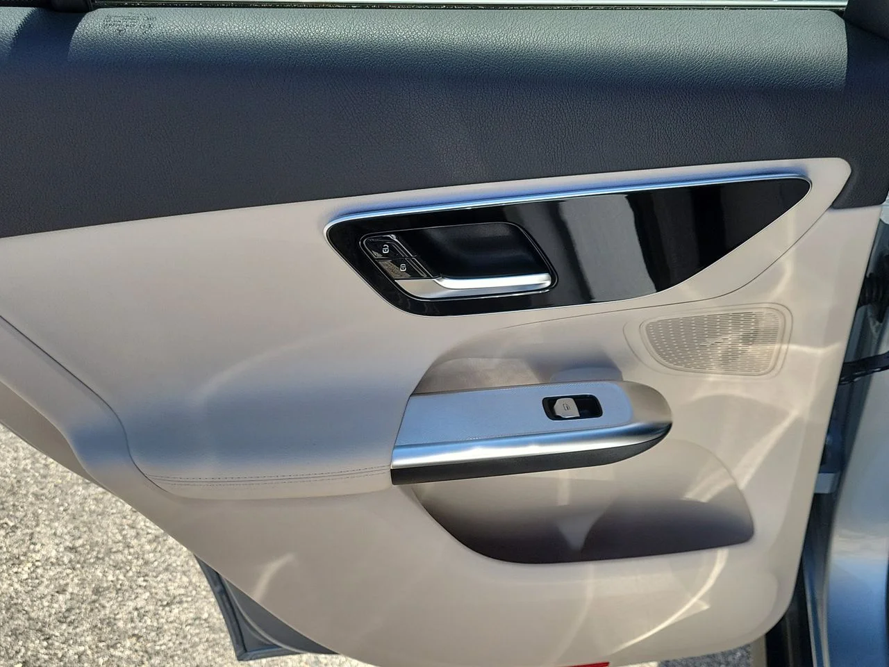 New 2026 Cirrus Silver Metallic Mercedes-Benz GLC 300 image 11