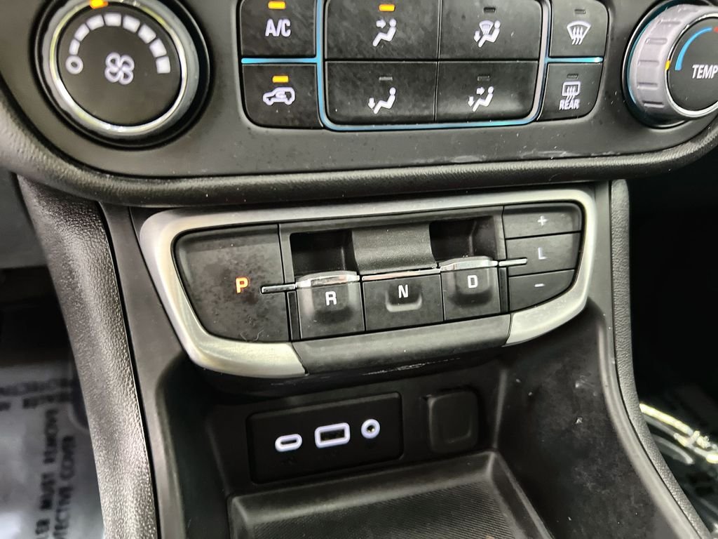 2024 GMC Terrain SLE - Photo 21