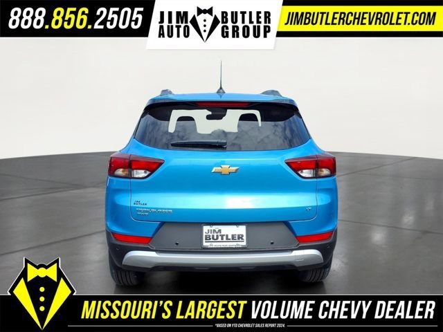 New 2026 Marina Blue Metallic Chevrolet LT image 18