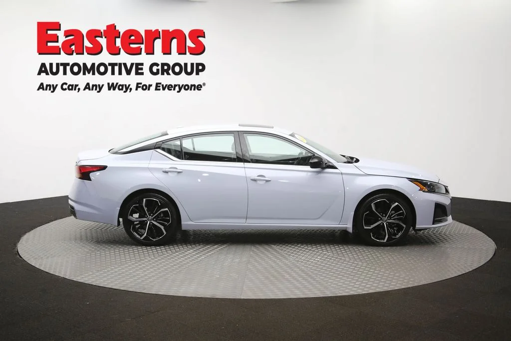 Used 2023 Gray Nissan 2.5 SR image 46